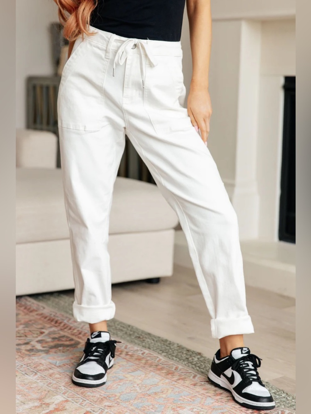NWT Judy Blue White High Rise Women’s Cuffed Jogger Jeans